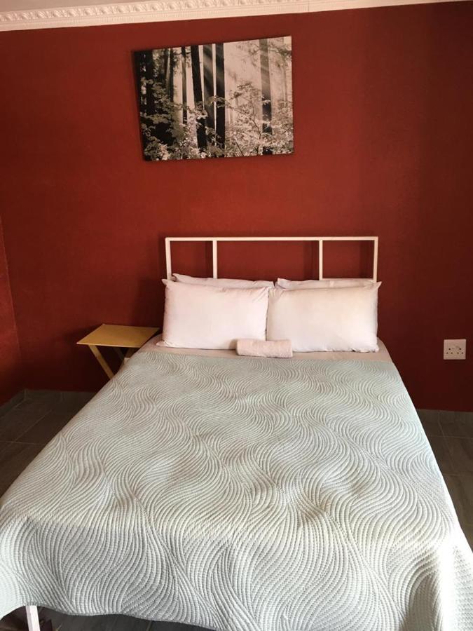 Elson Lodge K1 Katlehong Ngoại thất bức ảnh